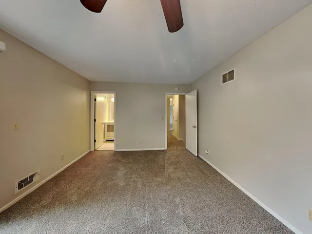 $3,095 | 8525 Ivywood Avenue South, Cottage Grove, MN 55016