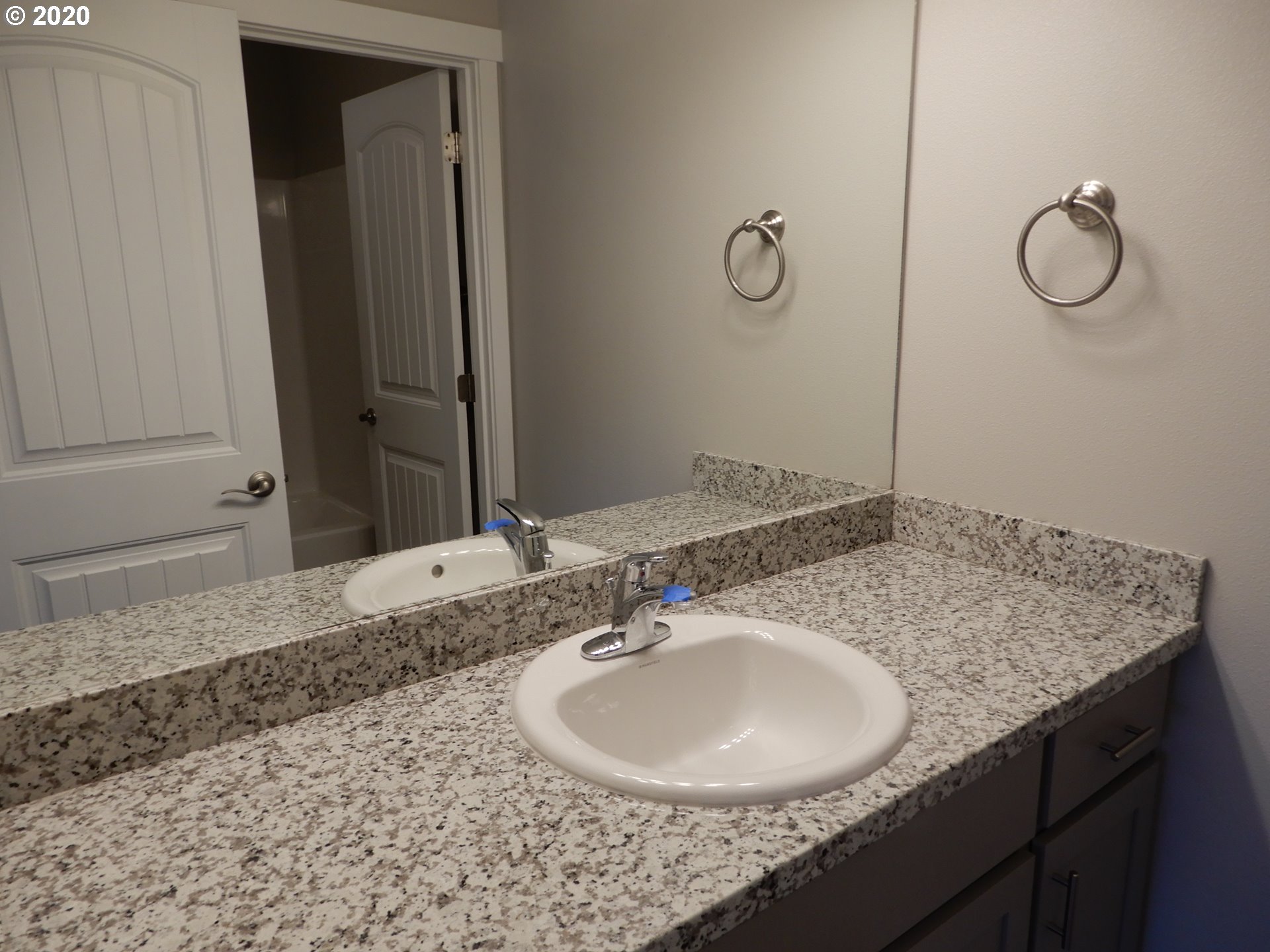 1142 R Street Springfield, OR 97477 - Photo 14 of 25