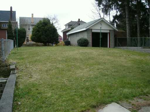 3947 Brandon Road Brighton Heights, PA 15212 - Photo 2 of 8 Gallery Image 2