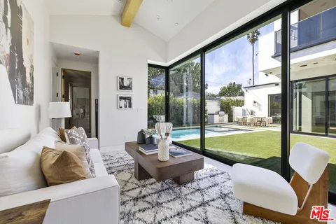$3,995,000 | 4220 Kenyon Avenue, Los Angeles, CA 90066