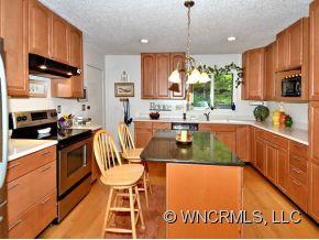 894 Weston Road, Unit 4 Arden, NC 28704 - Photo 4 of 7 Gallery Image 4