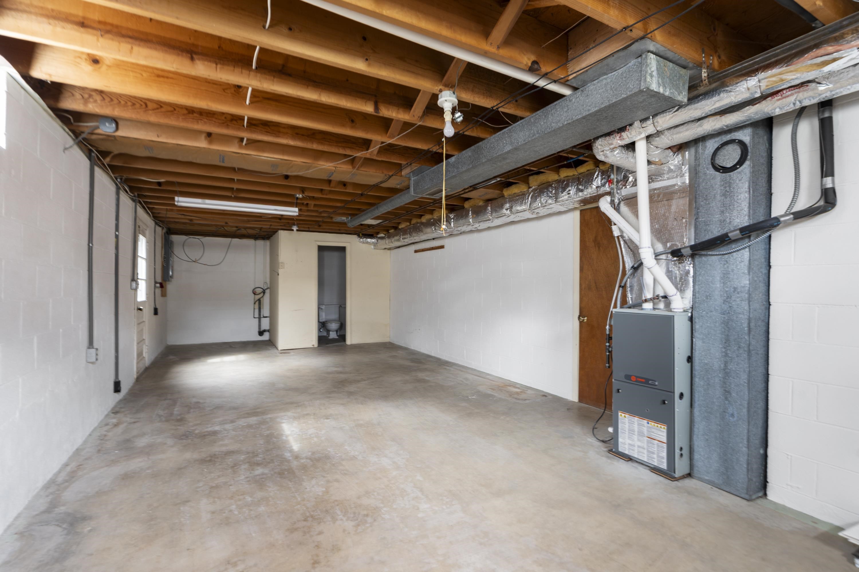 208 George Street Staunton, VA 24401 - Photo 17 of 23