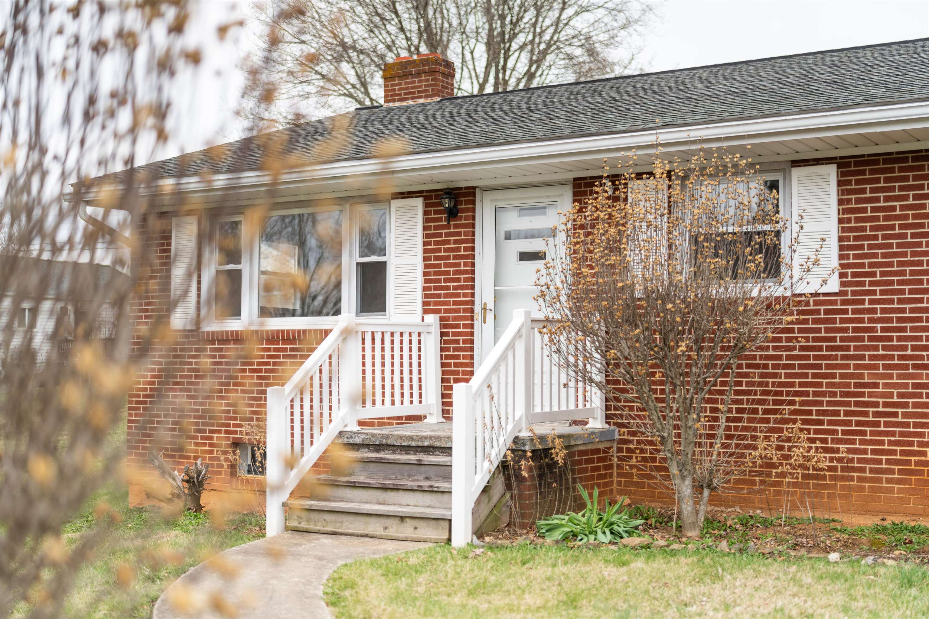 208 George Street Staunton, VA 24401 - Photo 3 of 23