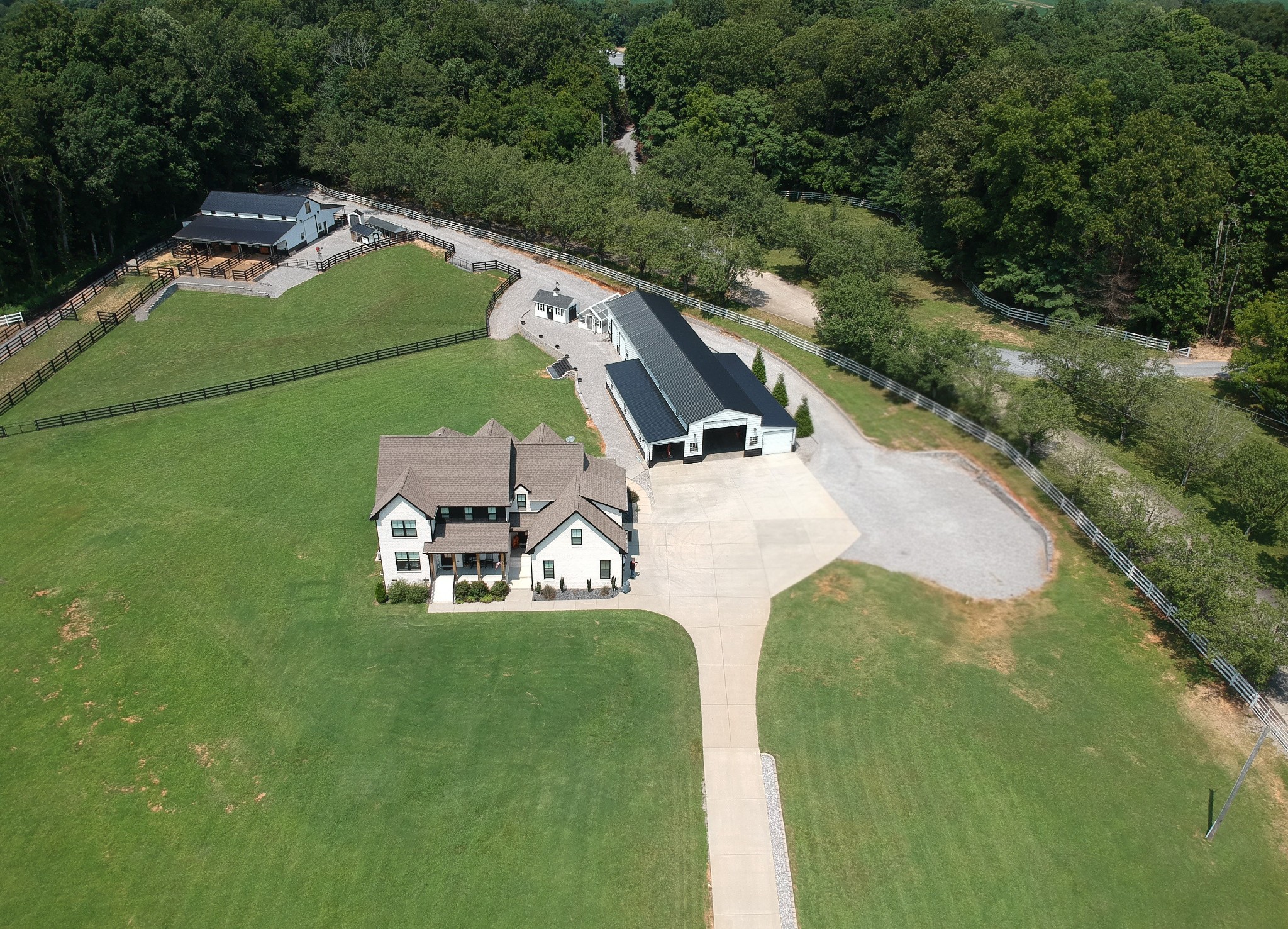 4676 Mt Zion Road Springfield, TN 37172 - Photo 2 of 56 Gallery Image 2