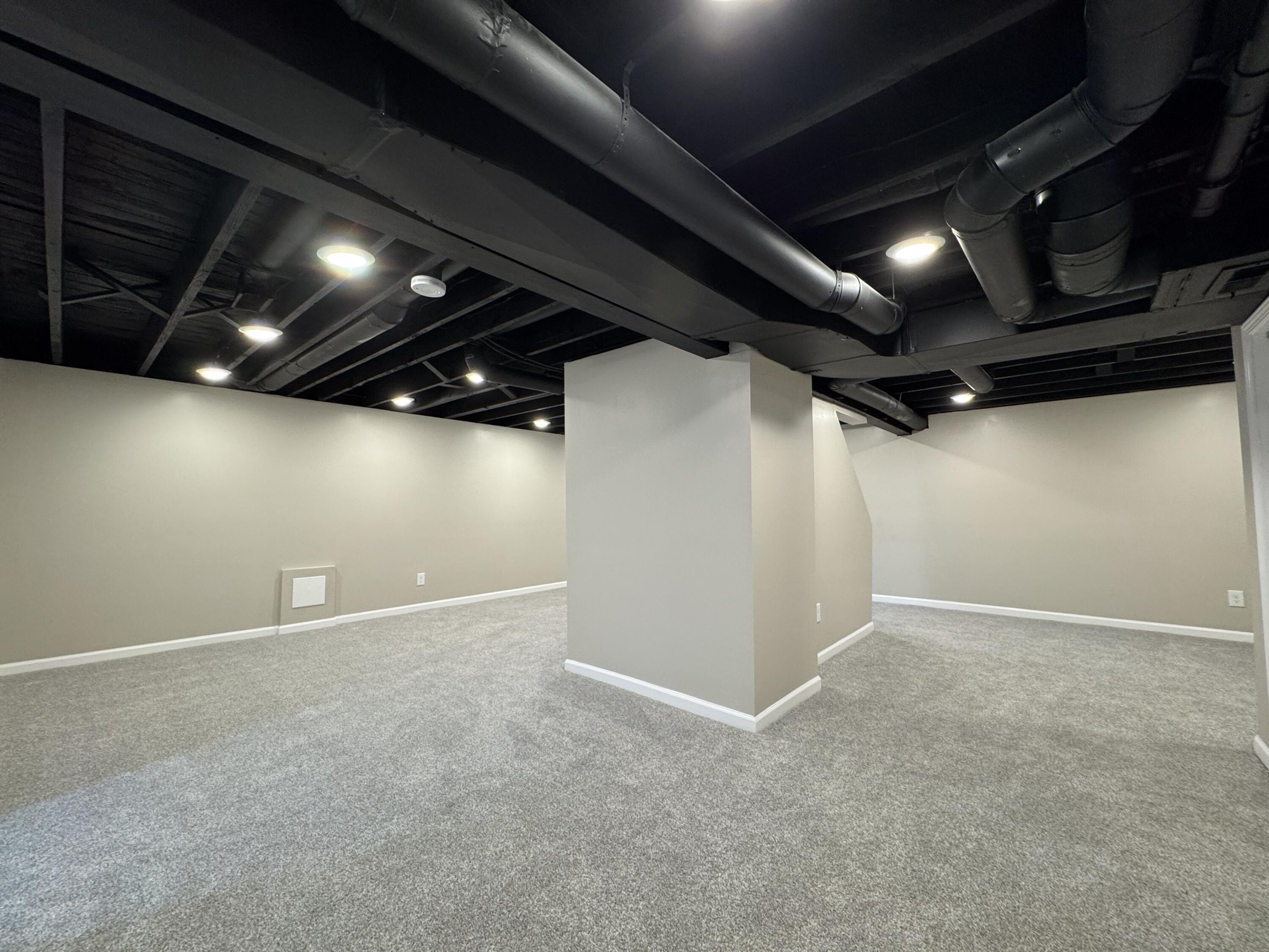 656 Montgomery Street Gary, IN 46403 - Photo 20 of 25 3000x2250