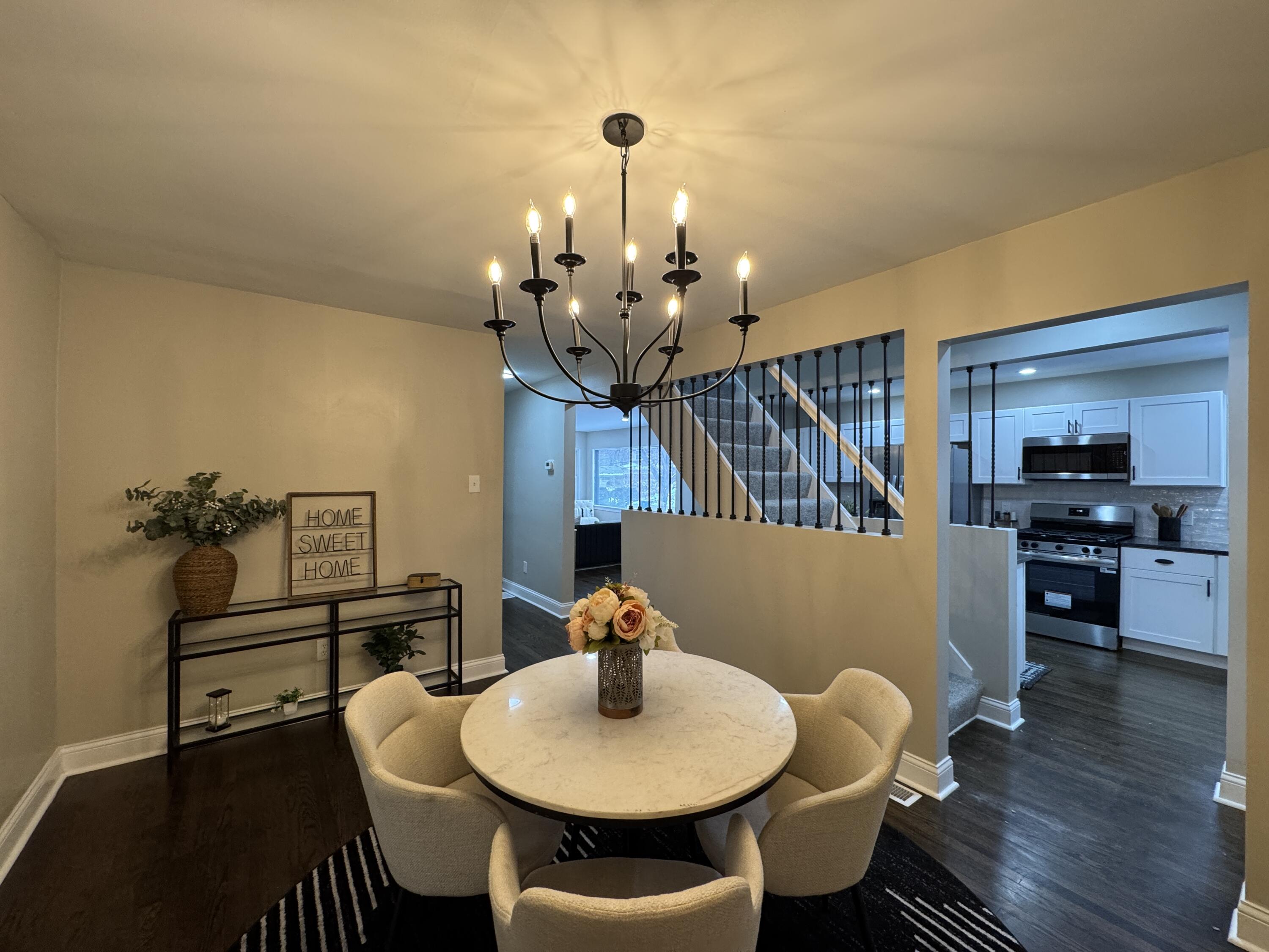 656 Montgomery Street Gary, IN 46403 - Photo 8 of 25 3000x2250