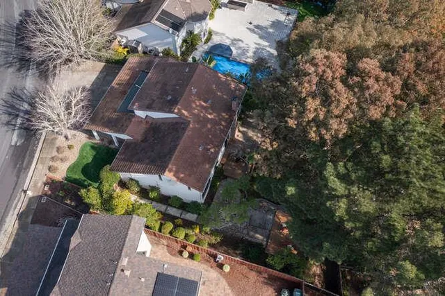 $2,688,000 | 1413 Parkwood Drive, San Mateo, CA 94403