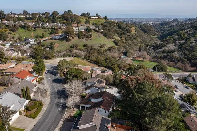 $2,688,000 | 1413 Parkwood Drive, San Mateo, CA 94403