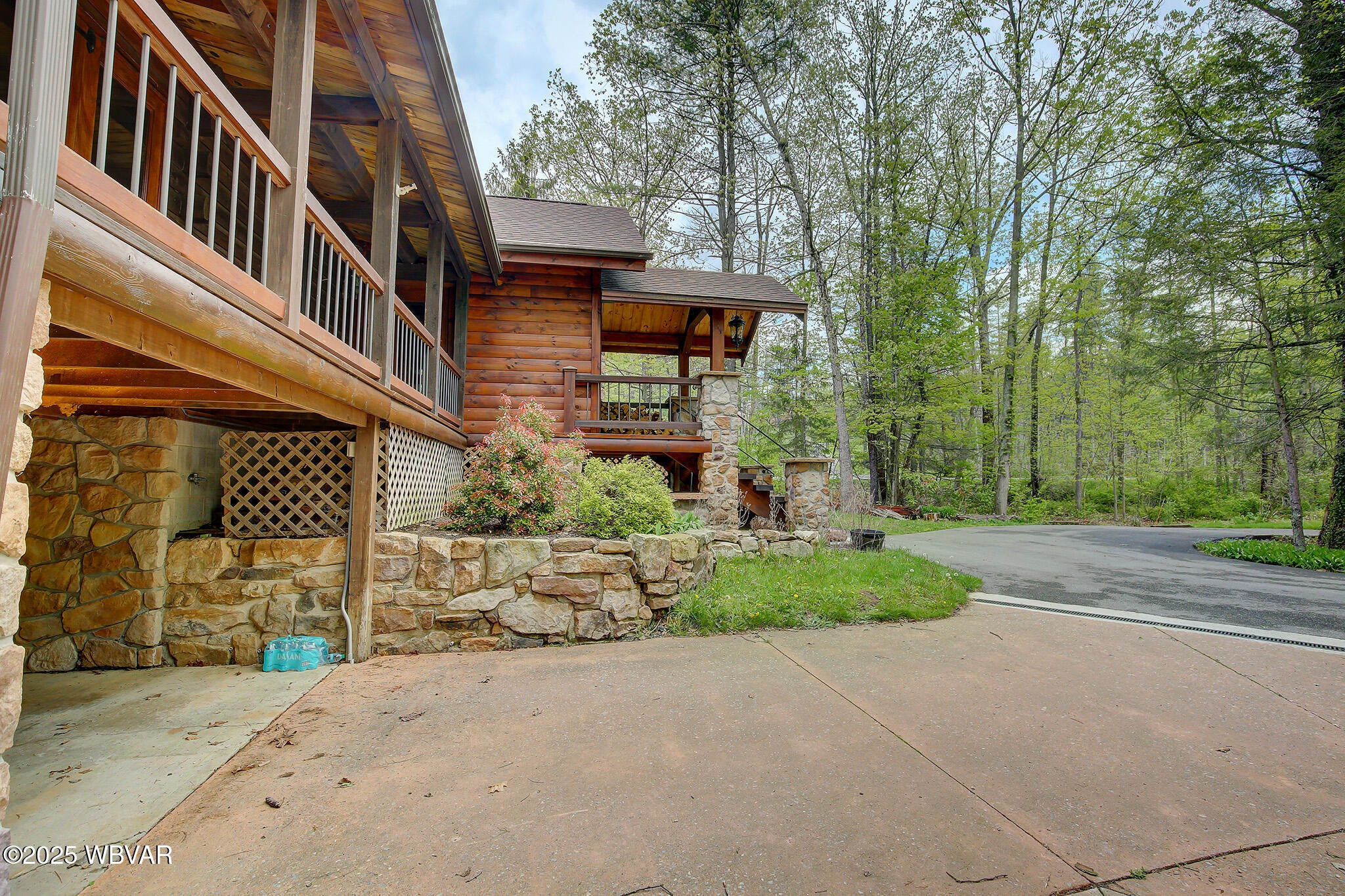 2603 Northway Rd Extension Williamsport, PA 17701 - Photo 82 of 135 Driveway Entry 3