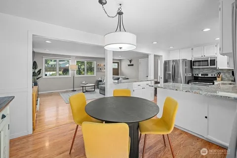 $1,115,000 | 12610 Southeast 73rd Place, Newcastle, WA 98056