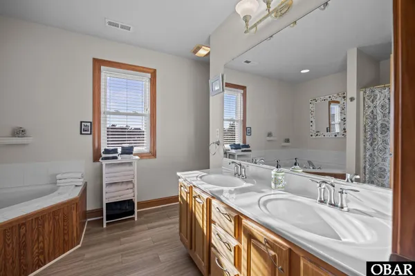 $1,149,000 | 4528 Johnston Lane, Kitty Hawk, NC 27949