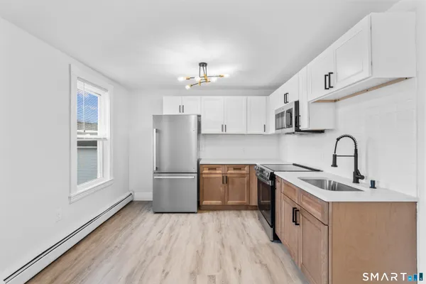 $1,850 | 30 Anthony Street, Unit A, Griswold, CT 06351