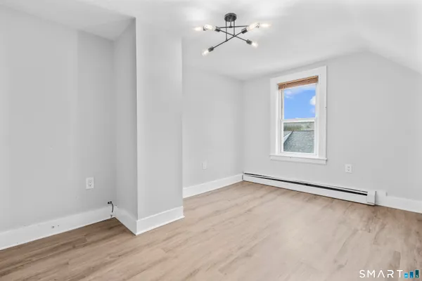 $1,850 | 30 Anthony Street, Unit A, Griswold, CT 06351