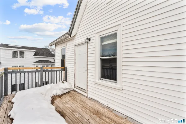 $1,850 | 30 Anthony Street, Unit A, Griswold, CT 06351
