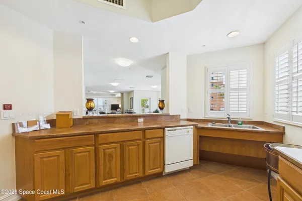 $825,000 | 15 Indian River Drive, Unit 1005, Cocoa, FL 32922