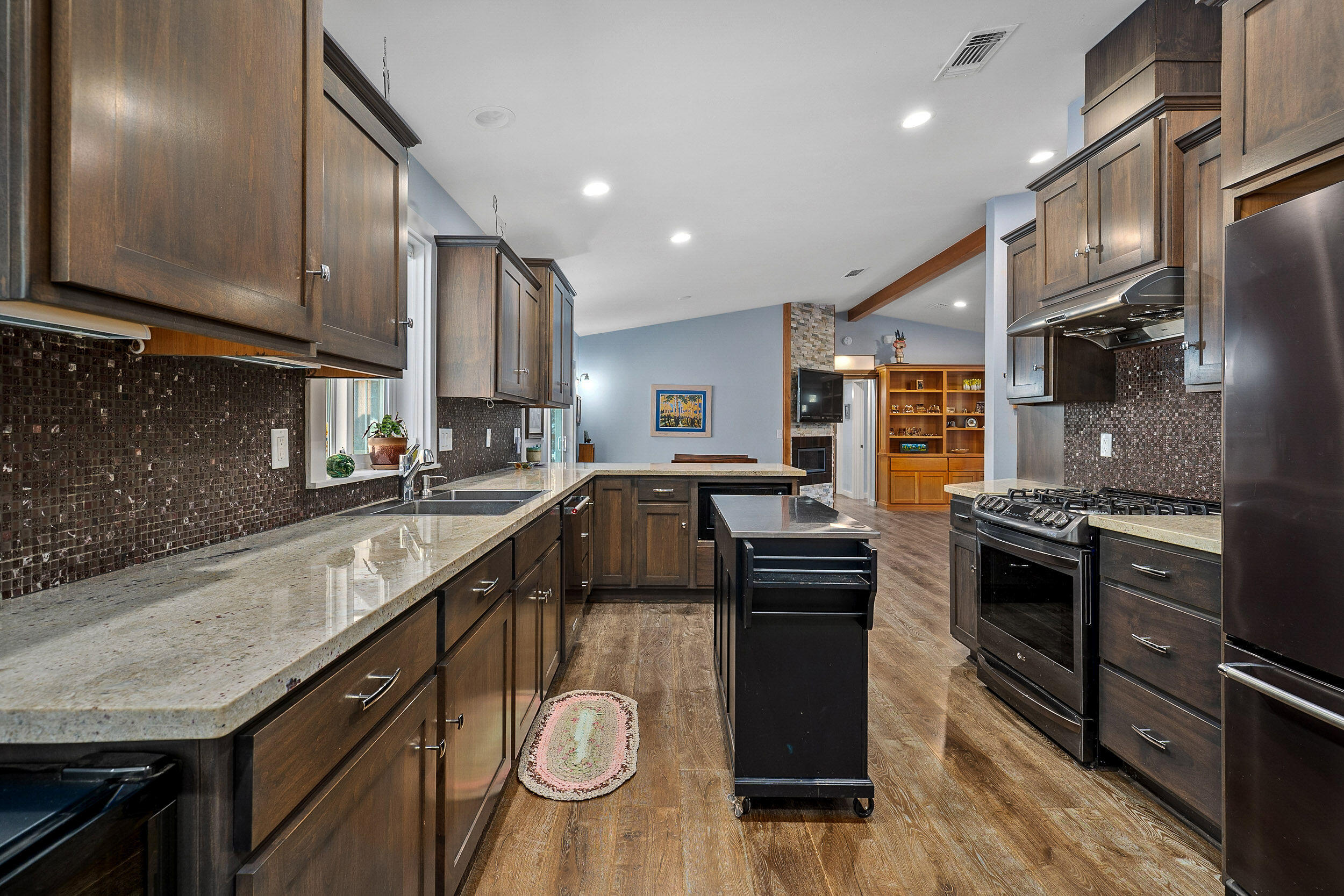 3425 Quartz Creek Road Merlin, OR 97532 - Photo 19 of 41 a kitchen with a sink appliances and cabinets