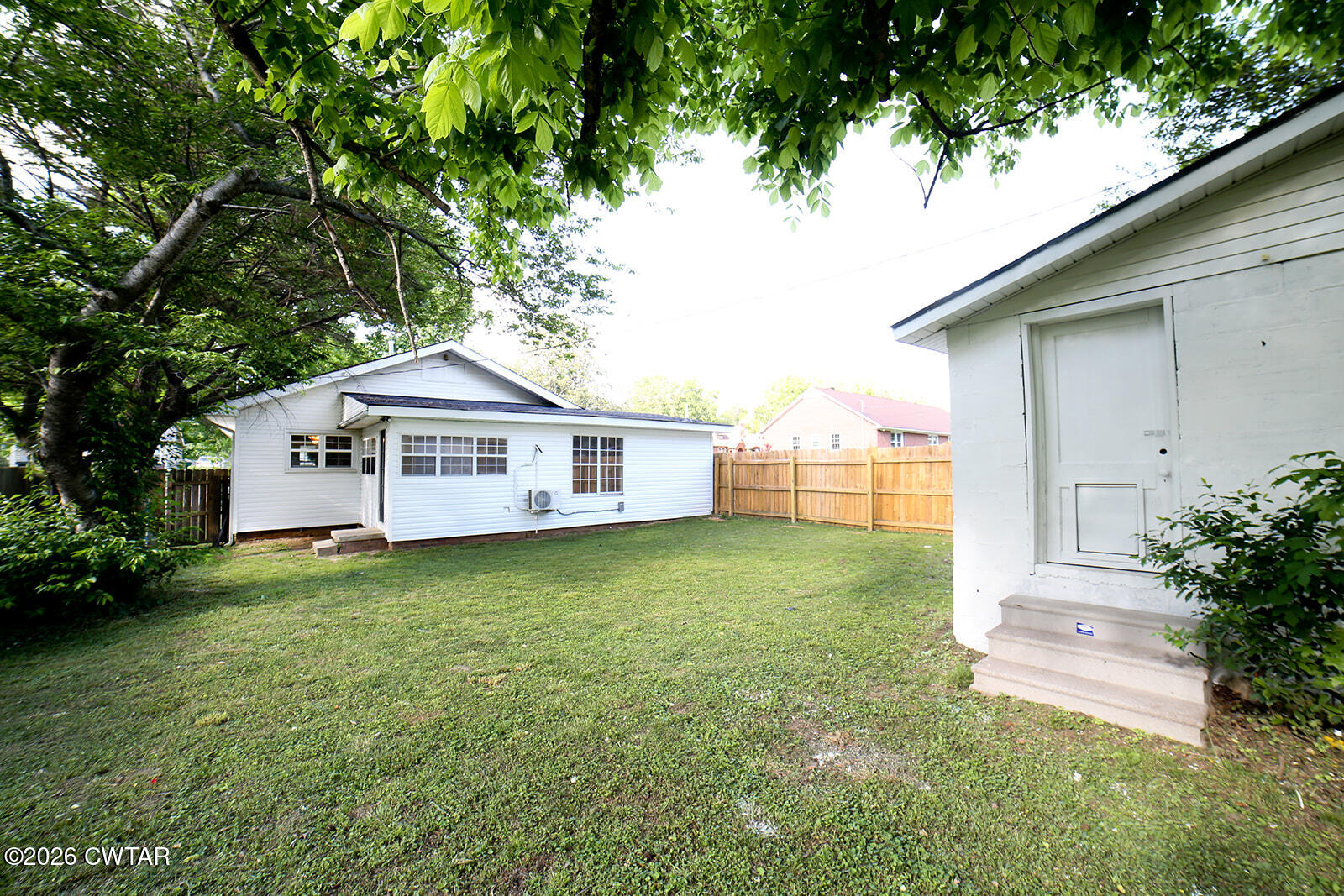 300 Roland Avenue Jackson, TN 38301 - Photo 20 of 24 300 ROLAND-35