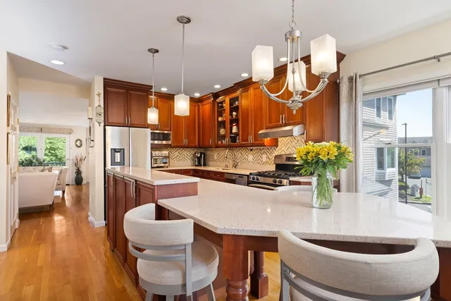$839,000 | 9 Whaler Lane, Unit 9, Quincy, MA 02171
