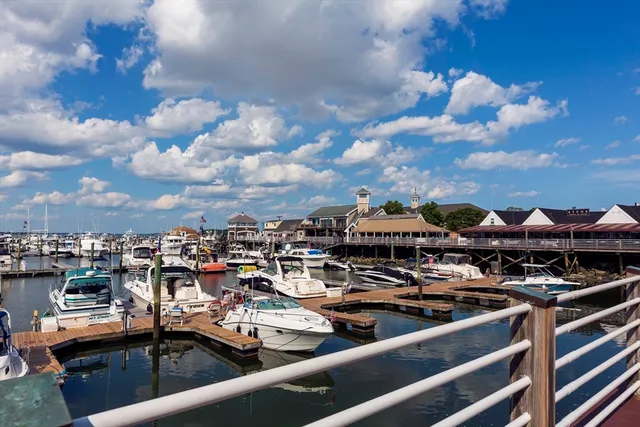 $839,000 | 9 Whaler Lane, Unit 9, Quincy, MA 02171