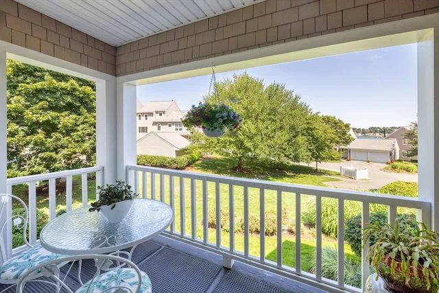 $839,000 | 9 Whaler Lane, Unit 9, Quincy, MA 02171