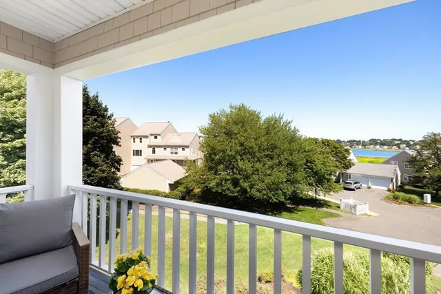$839,000 | 9 Whaler Lane, Unit 9, Quincy, MA 02171