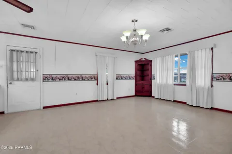$156,500 | 115 Rayland Street, Lafayette, LA 70506