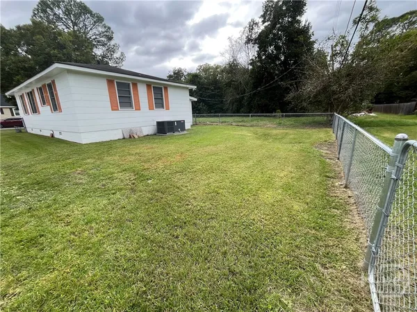 $1,695 | 1320 East 35th Street, Savannah, GA 31404