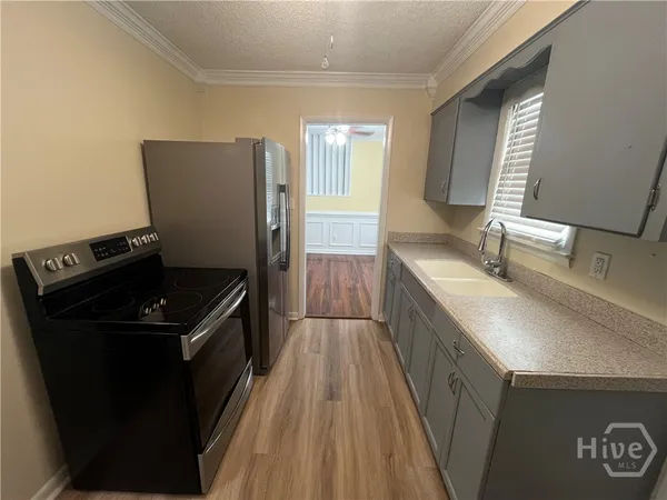 $1,695 | 1320 East 35th Street, Savannah, GA 31404