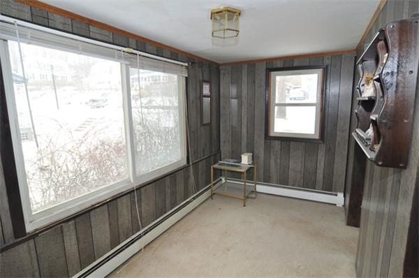 16 Poniken Road Worcester, MA 01606 - Photo 9 of 29 Gallery Image 9