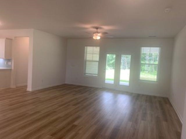 216 Blue Wing Court Conway, SC 29527 - Photo 4 of 11