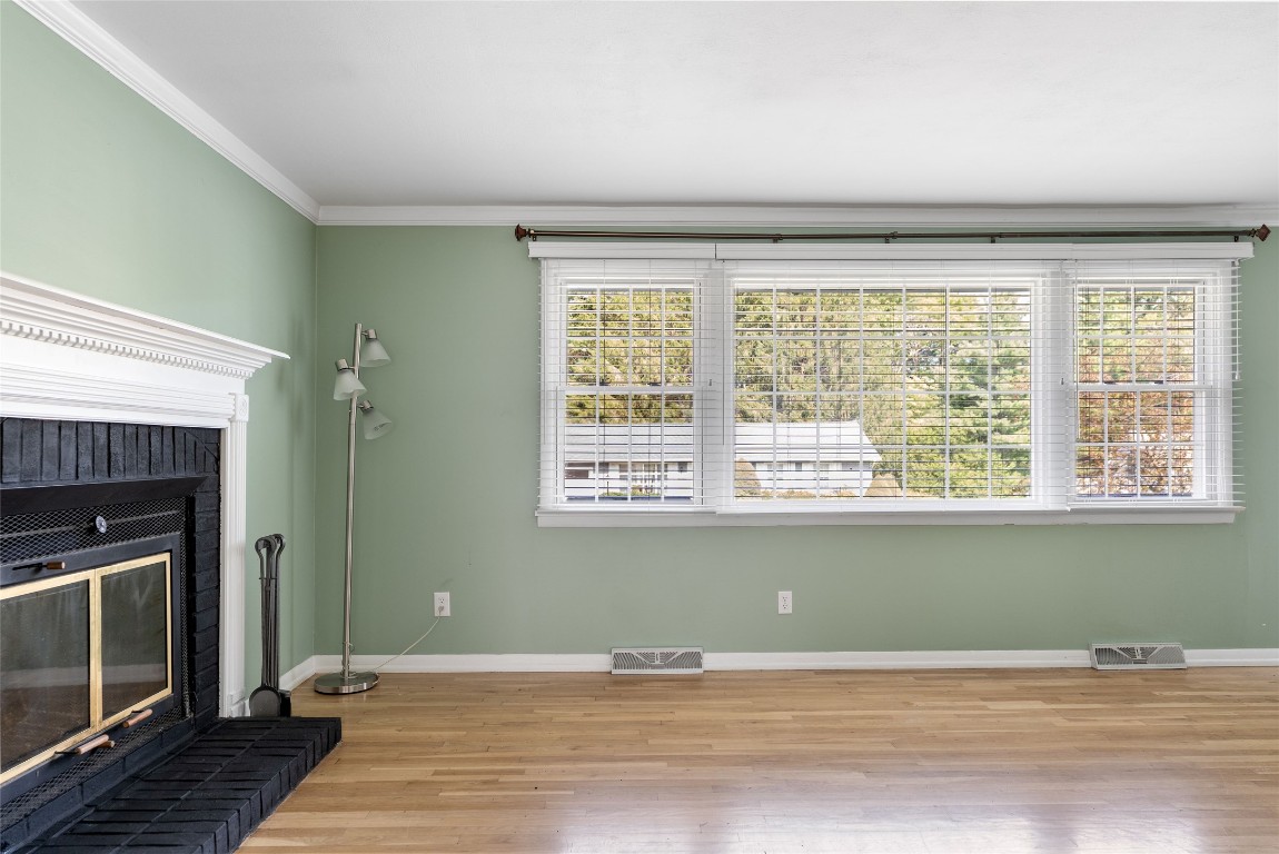 1123 Frost Road Endicott, NY 13760 - Photo 6 of 41 Gallery Image 6