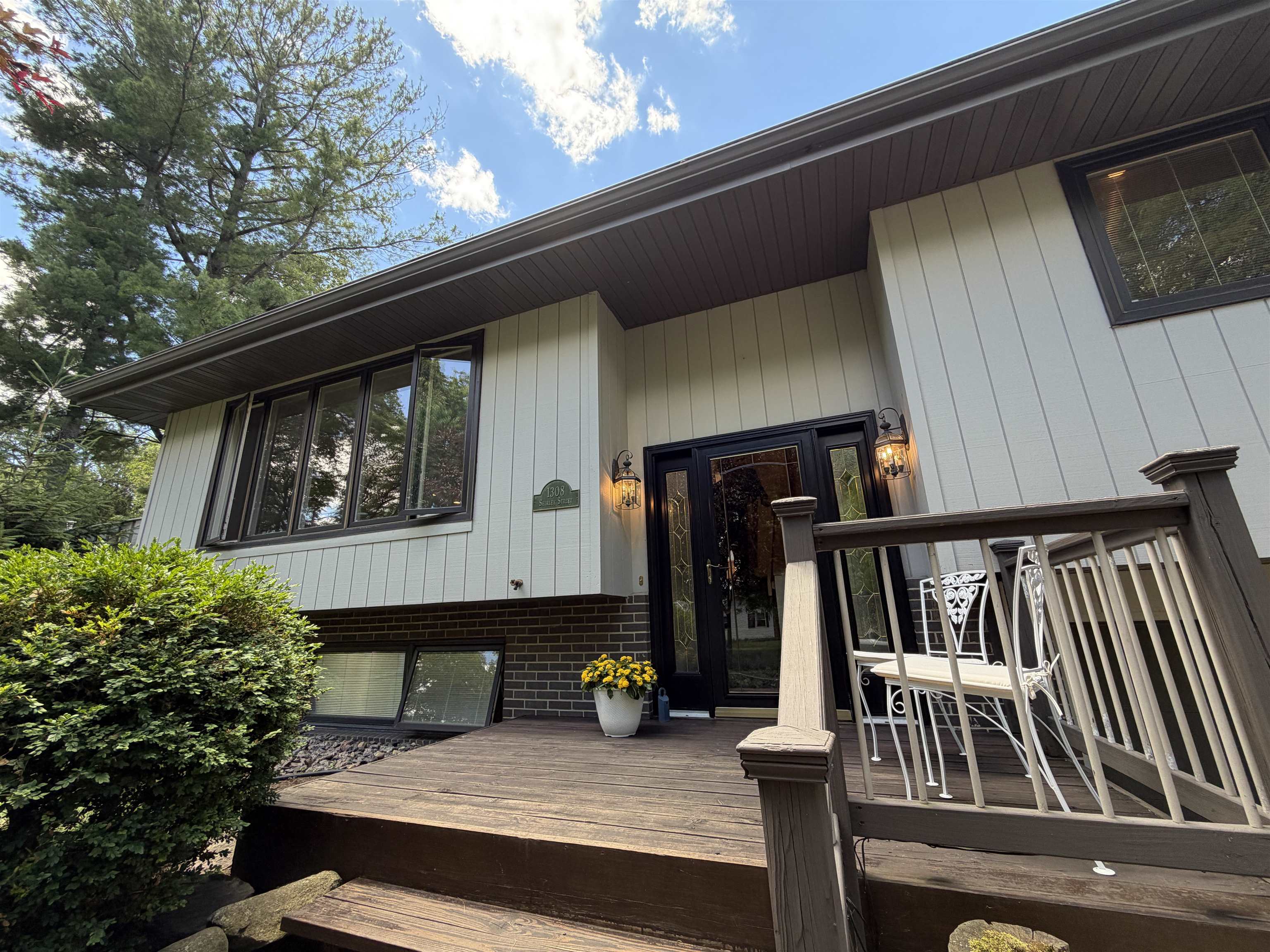 1308 Shirley Street Middleton, WI 53562 - Photo 19 of 41