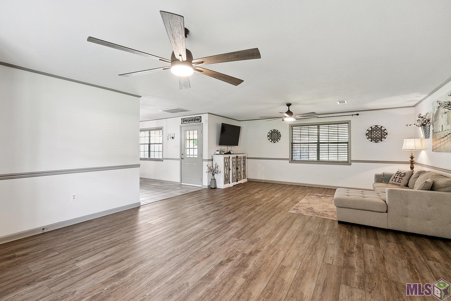 37243 Miller Road Prairieville, LA 70769 - Photo 3 of 20 Gallery Image 3