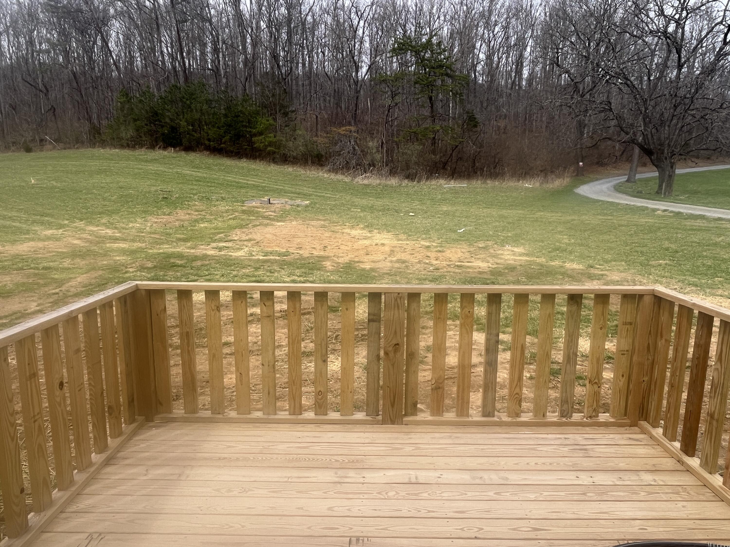 3086 Haymakertown Road Troutville, VA 24175 - Photo 17 of 19 Deck