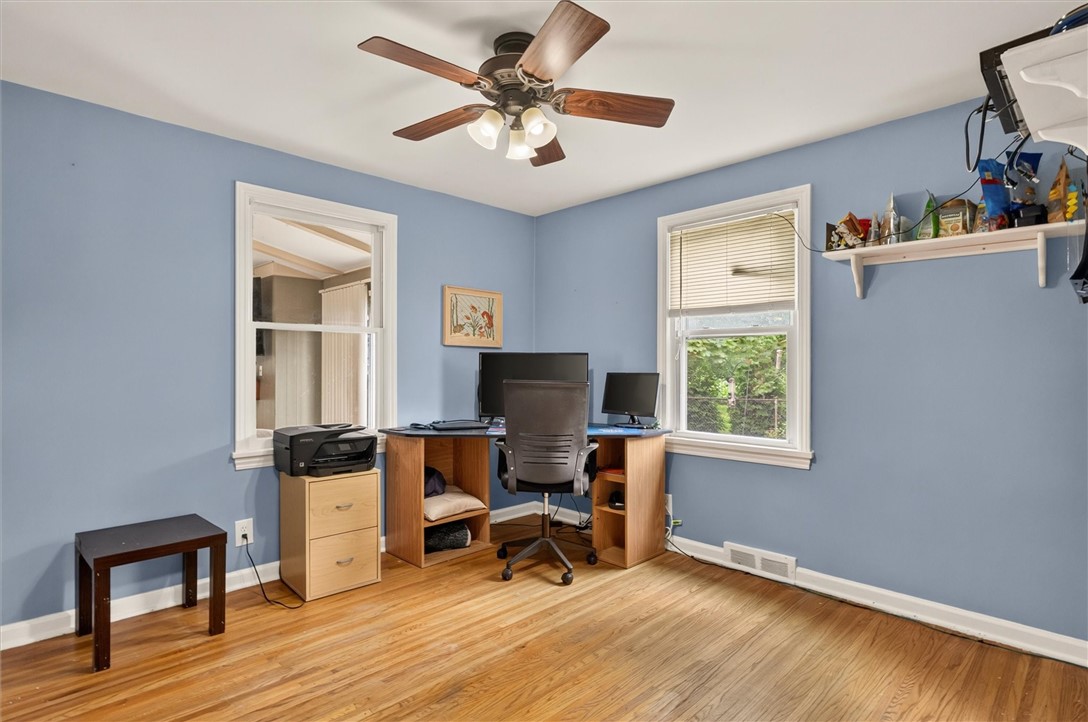 304 Garford Road Irondequoit, NY 14622 - Photo 22 of 46