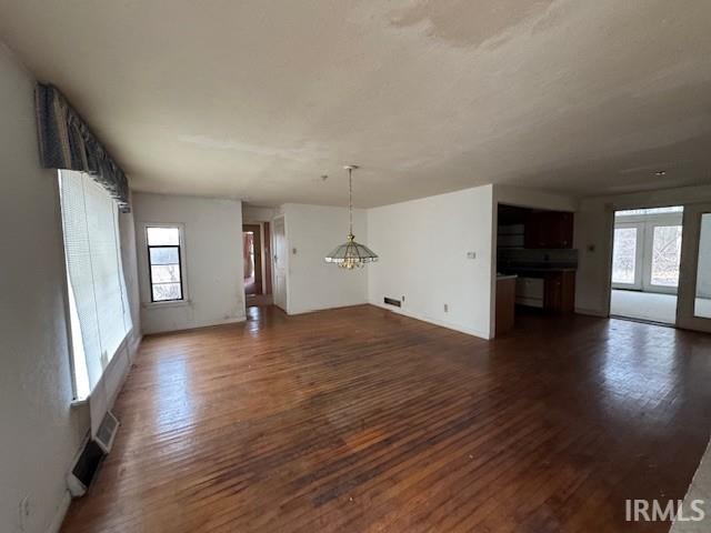 10181 Jefferson Road Osceola, IN 46561 - Photo 10 of 20 Gallery Image 10