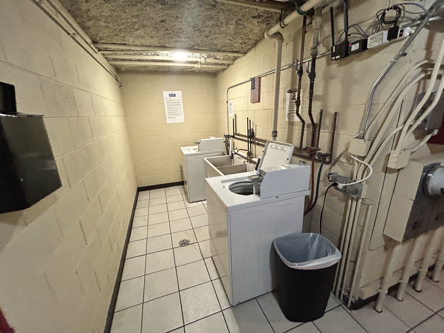 677 South River Road, Unit 2C Des Plaines, IL 60016 - Photo 15 of 19