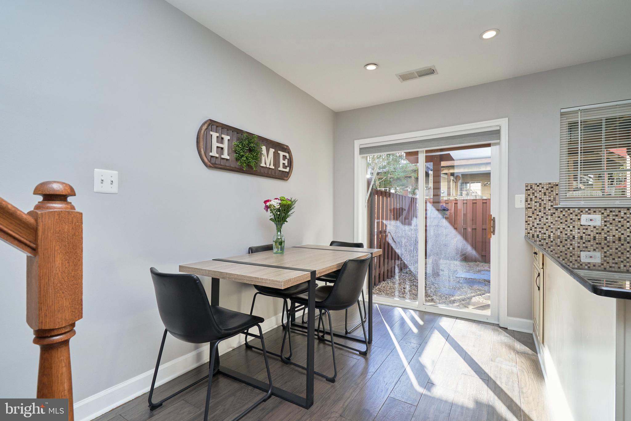 13111 Shadowbrook Lane Fairfax, VA 22033 - Photo 15 of 40