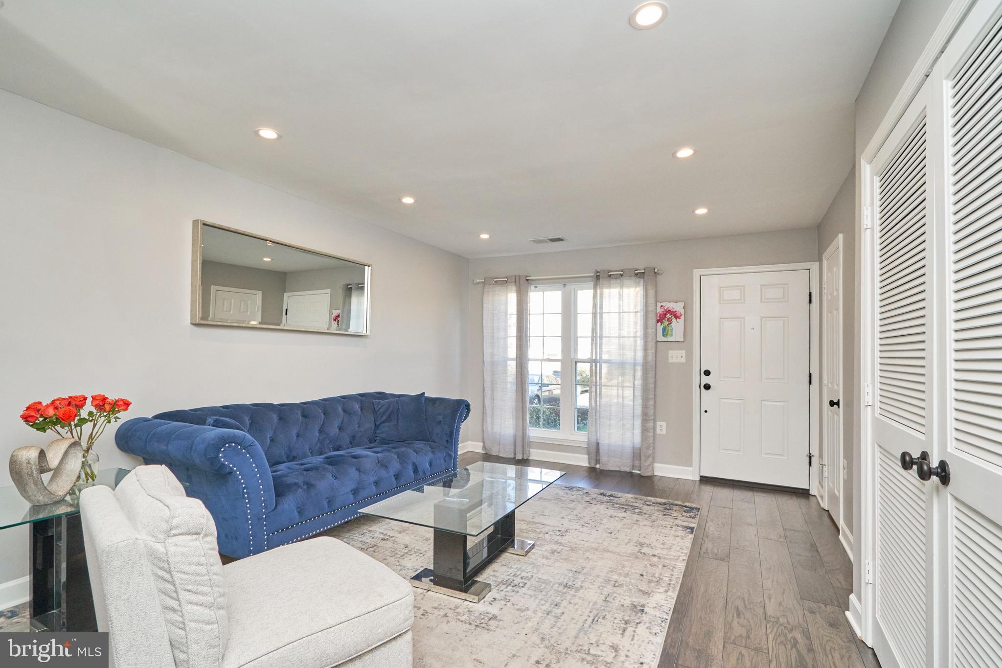 13111 Shadowbrook Lane Fairfax, VA 22033 - Photo 7 of 40