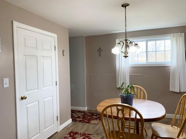 115 Jordan Bridge Road Sabattus, ME 04280 - Photo 22 of 44 115 Jordan Bridge family room