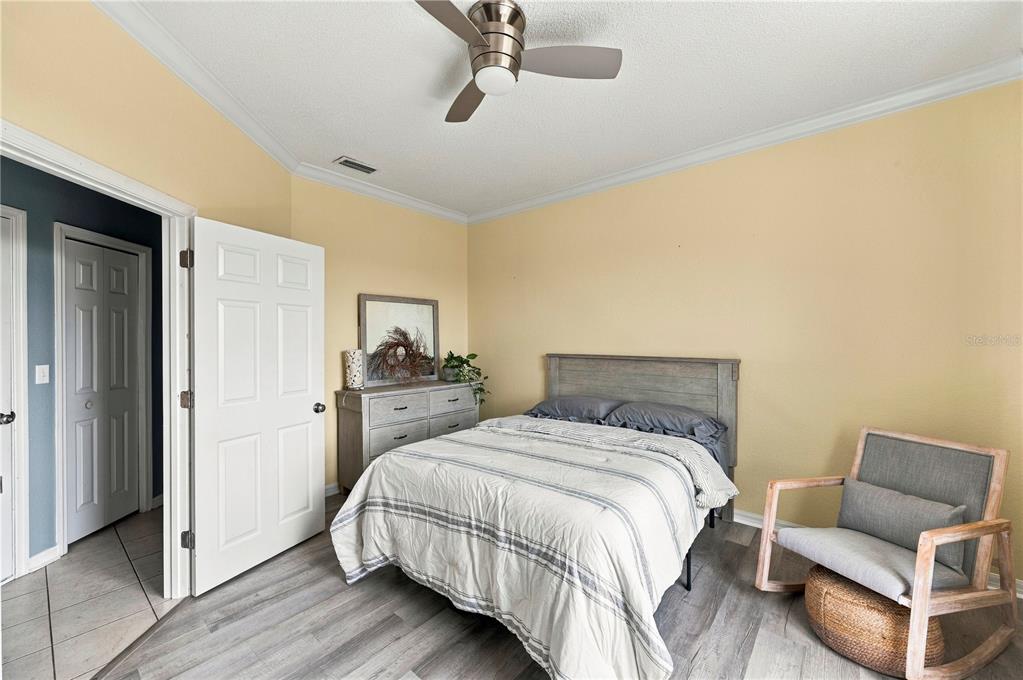 1050 Starkey Road, Unit 709 Largo, FL 33771 - Photo 19 of 34 Gallery Image 19