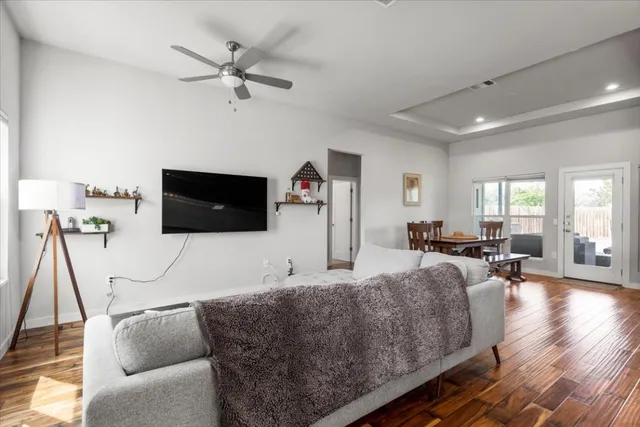 $2,995 | 15202 Cavalier Canyon Drive, Lakeway, TX 78734