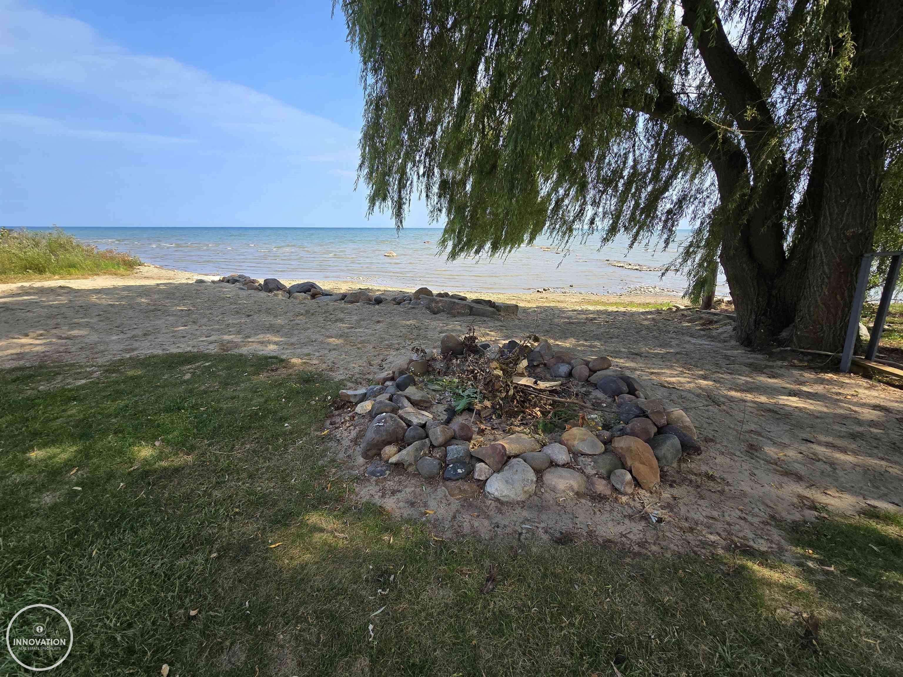 3955 South Lake Shore Road Harbor Beach, MI 48441 - Photo 5 of 18