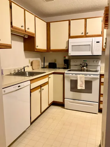 $248,000 | 19 Saco Street, Unit 58, Conway, NH 03813