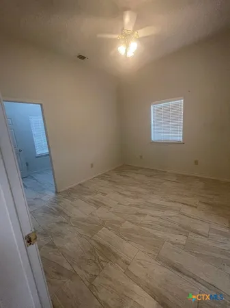 $1,650 | 1375 Canyon Trace, Unit B, Canyon Lake, TX 78133