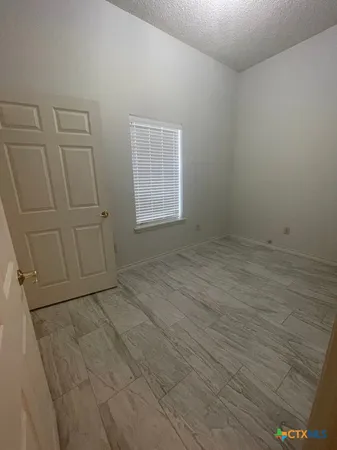 $1,650 | 1375 Canyon Trace, Unit B, Canyon Lake, TX 78133