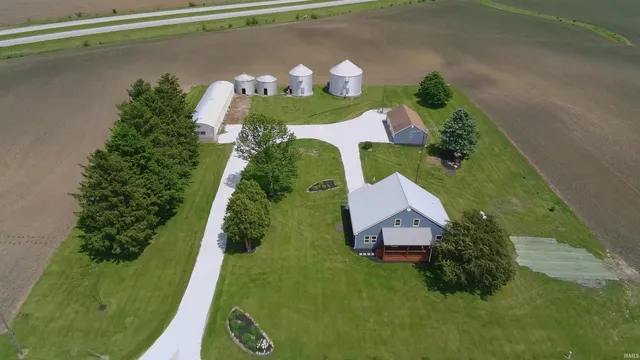 $378,000 | 4831 North 400 West, Earl Park, IN 47942