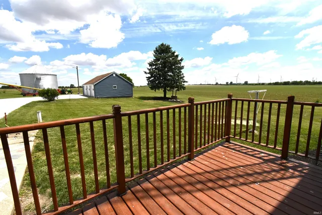 $378,000 | 4831 North 400 West, Earl Park, IN 47942