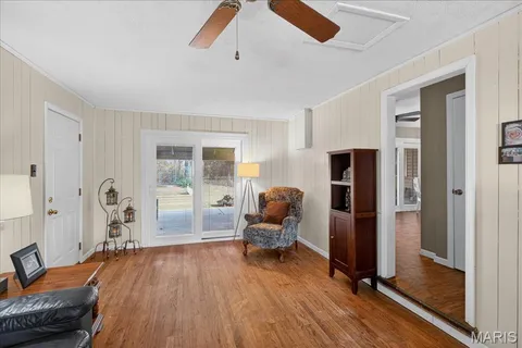 $268,000 | 1812 Debbie Drive, High Ridge, MO 63049