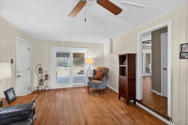 $268,000 | 1812 Debbie Drive, High Ridge, MO 63049